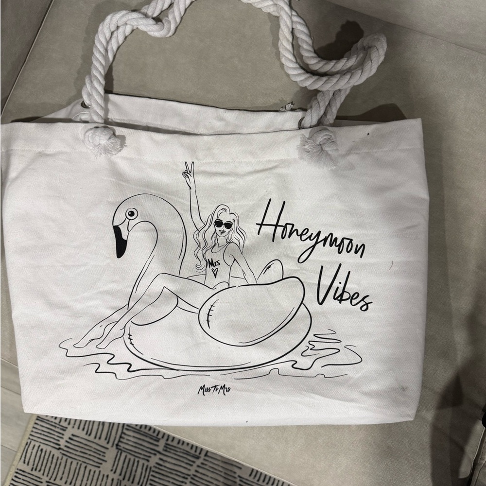 Honey moon bag